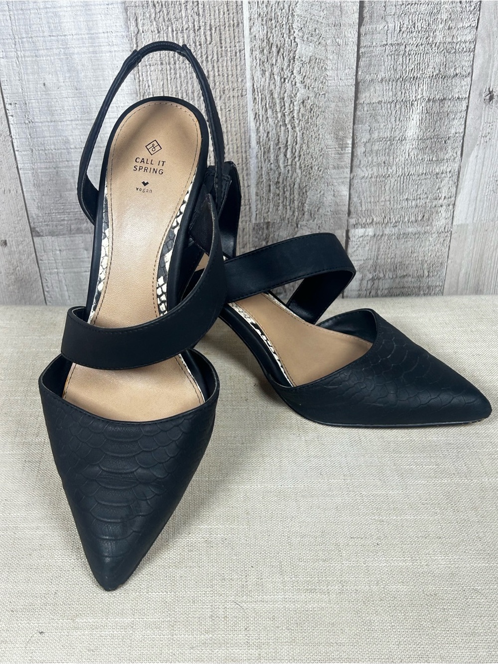 Call It Spring Vegan Snakeskin
Embossed Pointed Toe Slingback Chunky Heels 8.5